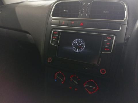 Image Volkswagen Polo Vivo hatch 1.6 Highline