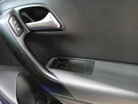 Image Volkswagen Polo Vivo hatch 1.6 Highline