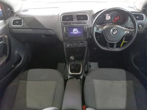 Volkswagen Polo Vivo hatch 1.6 Highline - Image 9