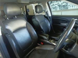 Dodge Journey 3.6 R/T - Image 13