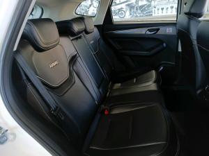 Haval Jolion 1.5 HEV Luxury - Image 13