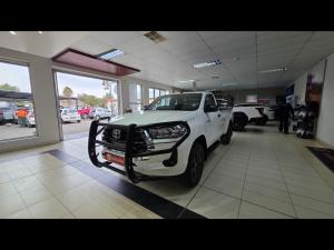 Toyota Hilux 2.4GD-6 single cab Raider manual - Image 9