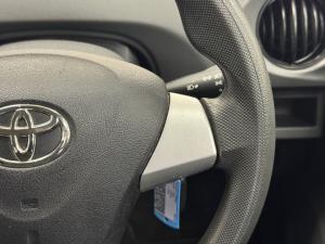 Toyota Etios hatch 1.5 Xi - Image 10