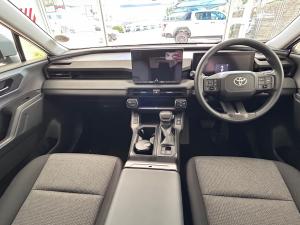 Toyota RAV4 2.5 HEV GX E-Four - Image 6
