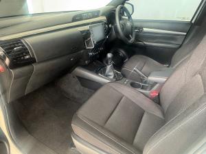 Toyota Hilux 2.8GD-6 double cab Legend manual - Image 7