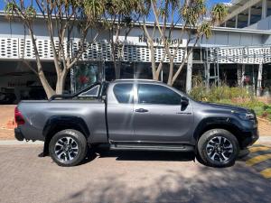 Toyota Hilux 2.8GD-6 Xtra cab 4x4 Legend 55 - Image 3