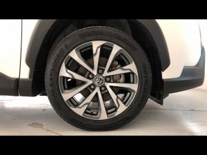 Toyota Corolla Cross 1.8 Hybrid XR - Image 17