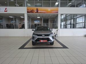 Toyota Fortuner 2.4GD-6 4x4 - Image 4