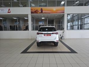 Toyota Fortuner 2.4GD-6 auto - Image 5