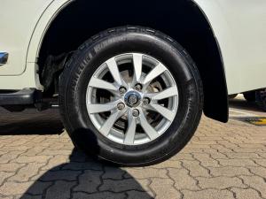 Toyota Land Cruiser 200 4.5D-4D V8 VX-R - Image 20