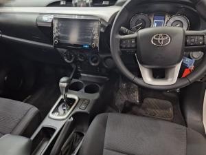 Toyota Hilux 2.8 GD-6 RB Raider automaticS/C - Image 6