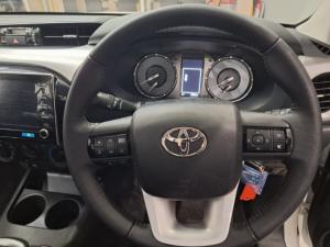 Toyota Hilux 2.8 GD-6 RB Raider automaticS/C - Image 8