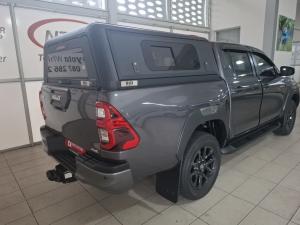Toyota Hilux 2.8 GD-6 RB Legend 4X4 automaticD/C - Image 2