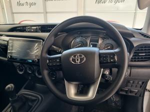 Toyota Hilux 2.4 GD-6 Raider 4X4D/C - Image 8