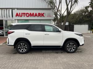 Toyota Fortuner 2.8GD-6 4X4 automatic - Image 3