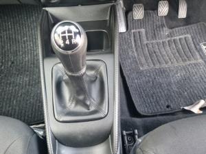 Toyota Starlet 1.5 Xi - Image 12