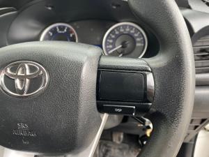 Toyota Hilux 2.4 GD-6 SRX 4X4D/C - Image 10