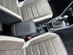 Volkswagen T-ROC 1.4 TSI Design Tiptronic - Image 12
