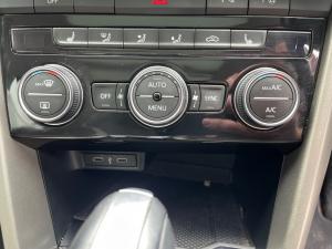 Volkswagen T-ROC 1.4 TSI Design Tiptronic - Image 18