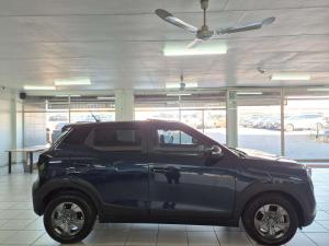Mahindra XUV3XO 1.2T MX3 automatic - Image 4