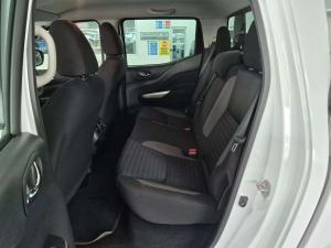 Nissan Navara 2.5DDTI SE automatic D/C - Image 11