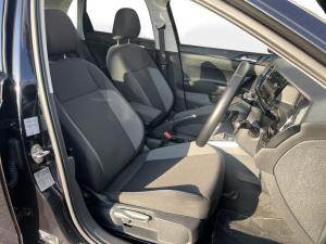 Volkswagen Polo hatch 1.0TSI Life auto - Image 21