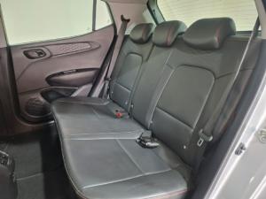 Hyundai Grand i10 1.0 Fluid hatch manual - Image 13