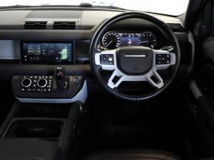 Land Rover Defender 110 D300 SE - Image 18