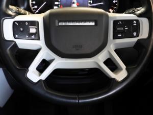 Land Rover Defender 110 D300 SE - Image 19