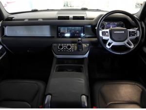 Land Rover Defender 110 D300 SE - Image 8