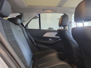 Mercedes-Benz GLE GLE300d 4Matic - Image 11