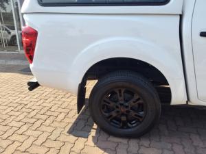 Nissan Navara 2.5DDTi double cab SE auto - Image 14