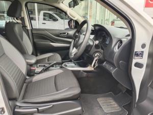 Nissan Navara 2.5DDTi double cab SE auto - Image 7