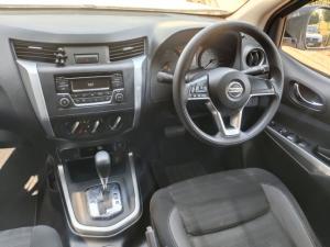 Nissan Navara 2.5DDTi double cab SE auto - Image 7