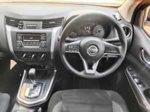 Nissan Navara 2.5DDTi double cab SE auto - Image 9