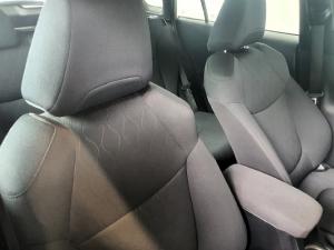 Toyota Corolla Cross 1.8 Xi - Image 13