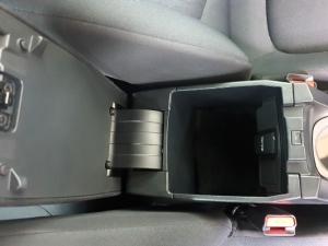 Toyota Corolla Cross 1.8 Xi - Image 14