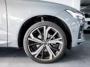 Volvo XC60 B5 AWD Essential - Image 10