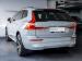Volvo XC60 B5 AWD Essential - Thumbnail 2