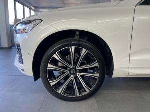 Volvo XC60 B5 AWD Essential - Image 12