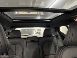 Volvo XC90 T8 Twin Engine AWD R-Design - Image 23
