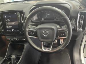 Volvo XC40 D4 AWD R-Design - Image 10