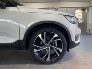 Volvo XC40 D4 AWD R-Design - Image 8