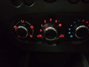 Nissan NP200 1.6i safety pack (aircon) - Image 8