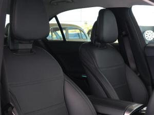 Mercedes-Benz C-Class C200 Avantgarde - Image 21