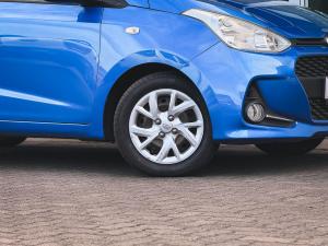 Hyundai Grand i10 1.0 Motion auto - Image 2