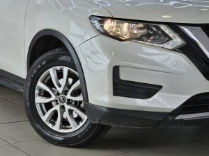 Nissan X-Trail 2.0 Visia - Image 3