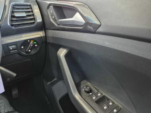 Volkswagen T-Cross 1.0TSI manual - Image 13