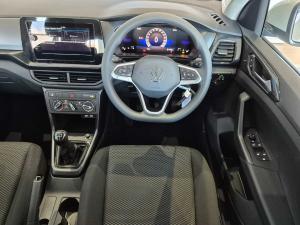 Volkswagen T-Cross 1.0TSI manual - Image 8