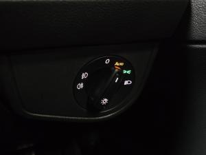 Volkswagen Polo hatch 1.0TSI R-Line - Image 27